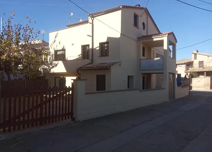 El Cerezo Torre del Compte