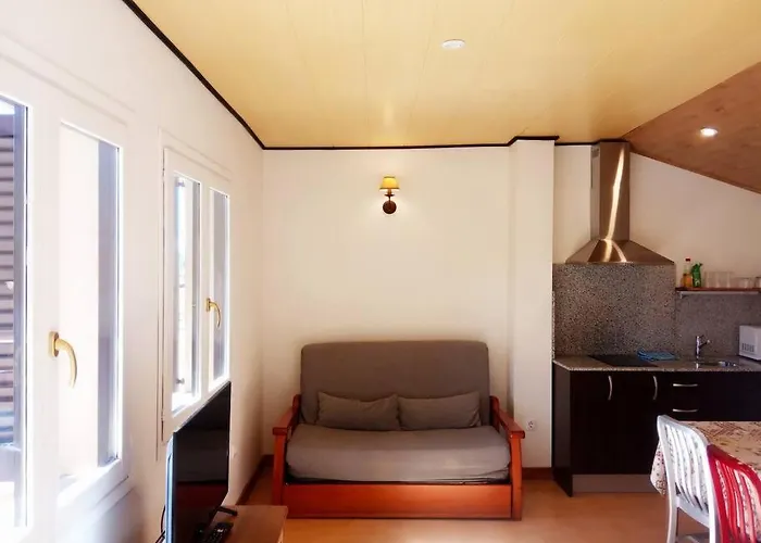 El Cerezo * Torre del Compte